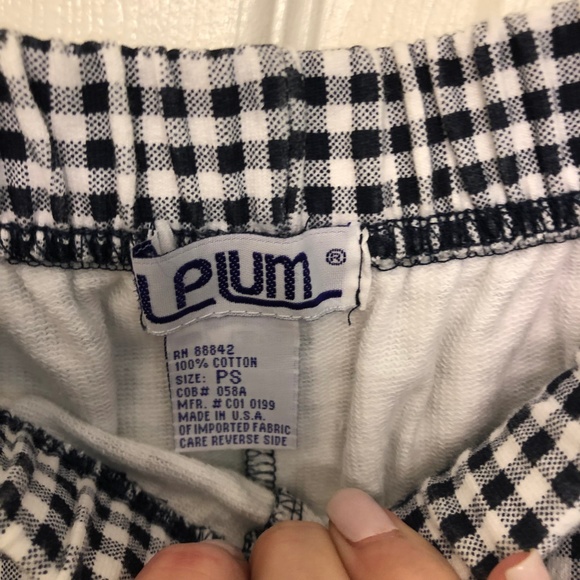 Crew Neck and Shorts Set Petite Small - Picture 7 of 7